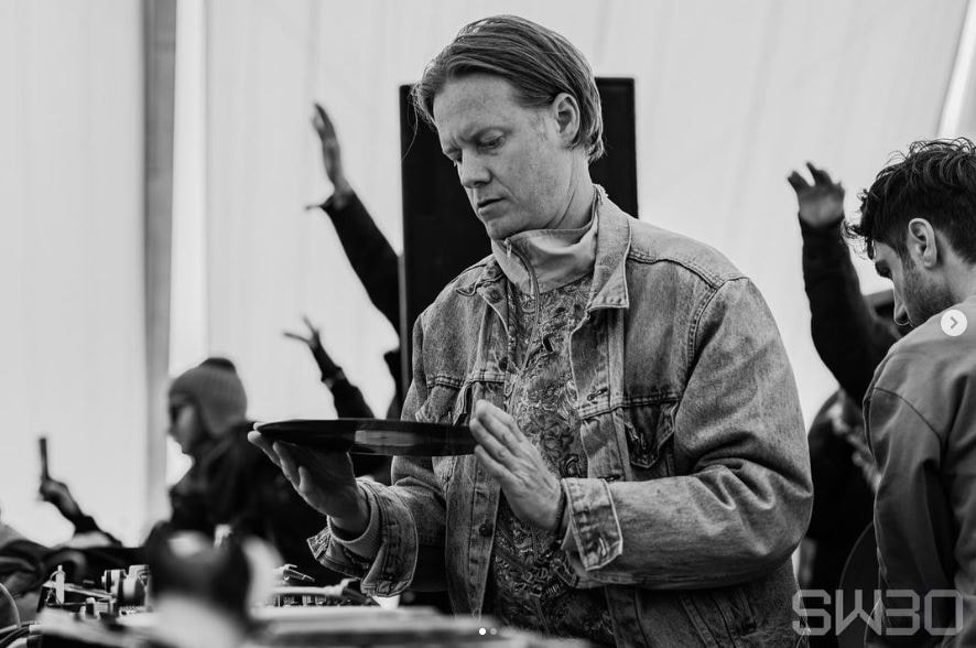 concrete gallery building